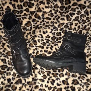 Black buckle boots